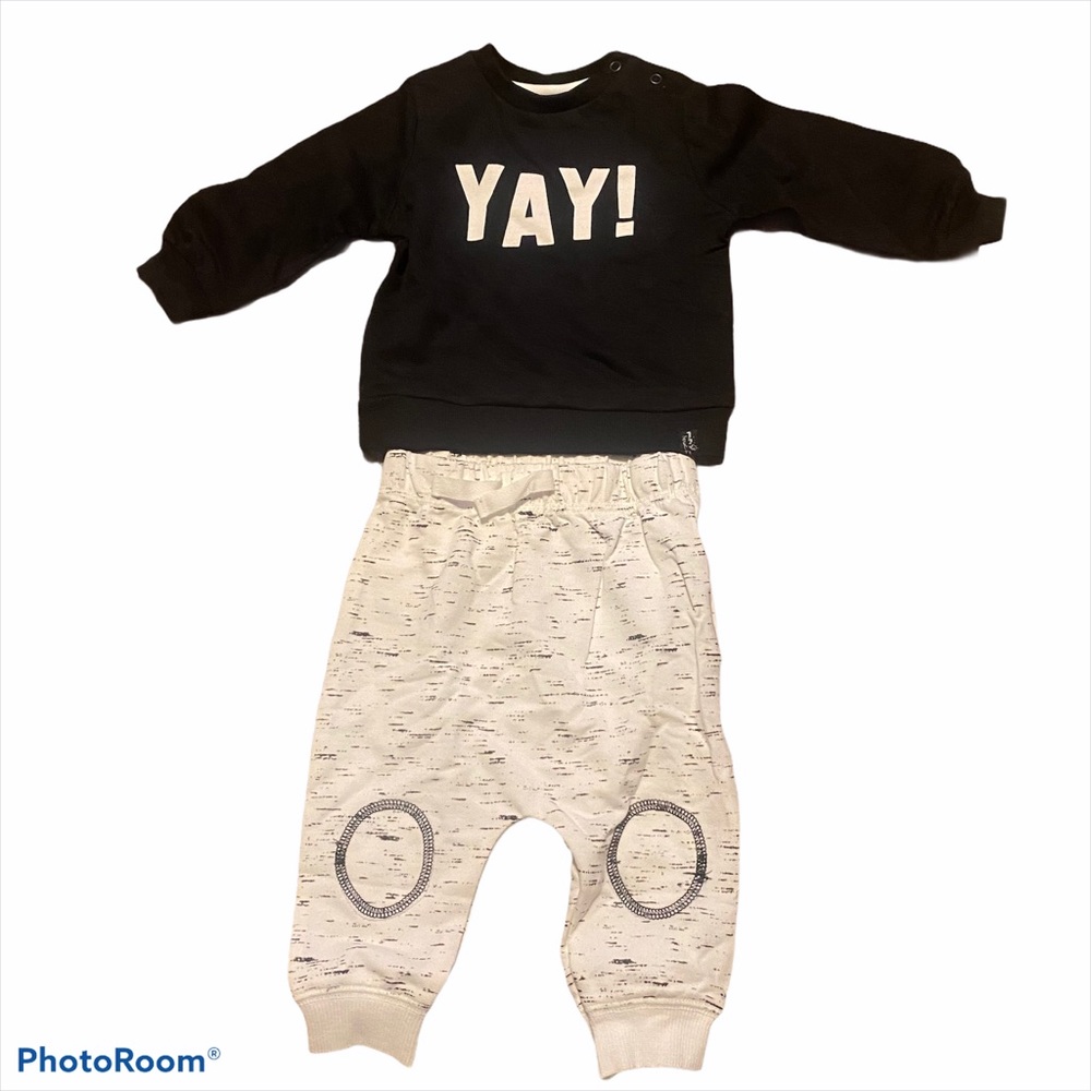 Mini Heroes 2 piece graph jogger set graph six months